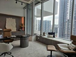 Arc 380 (D8), Office #528450621
